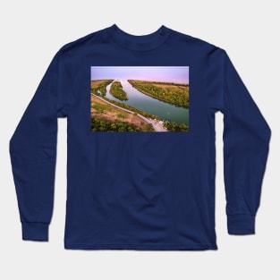 Where the river meets the sea Long Sleeve T-Shirt